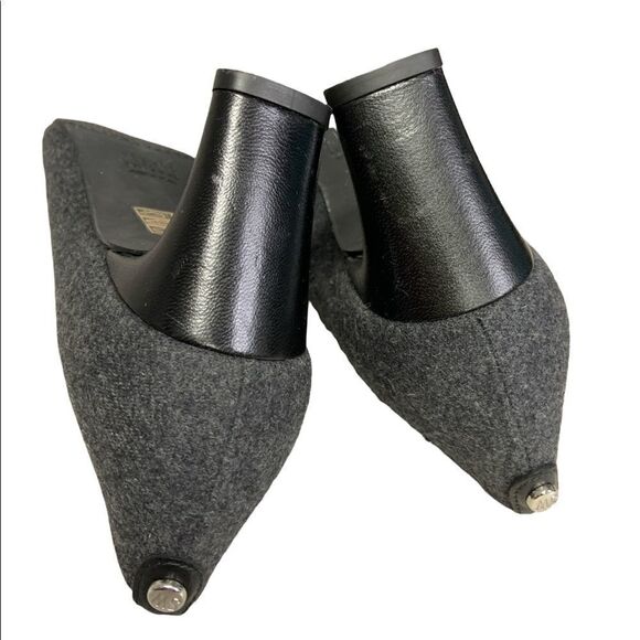 𝅺stuart Weitzman Felt Wool Heels - Picture 8 of 9